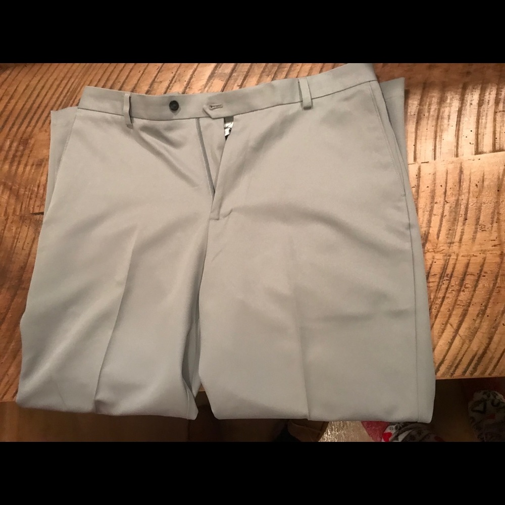 Men’s Izod Dress Pants